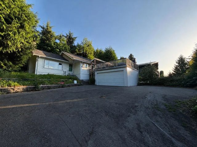 4660 207b Street, Langley