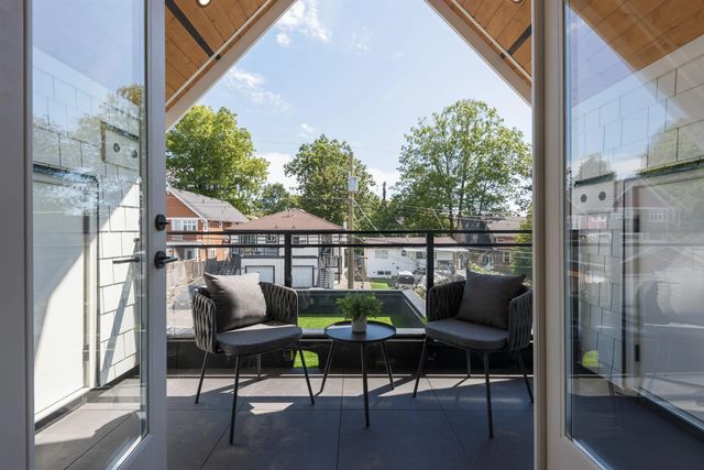 2068 E 1st Avenue, Vancouver