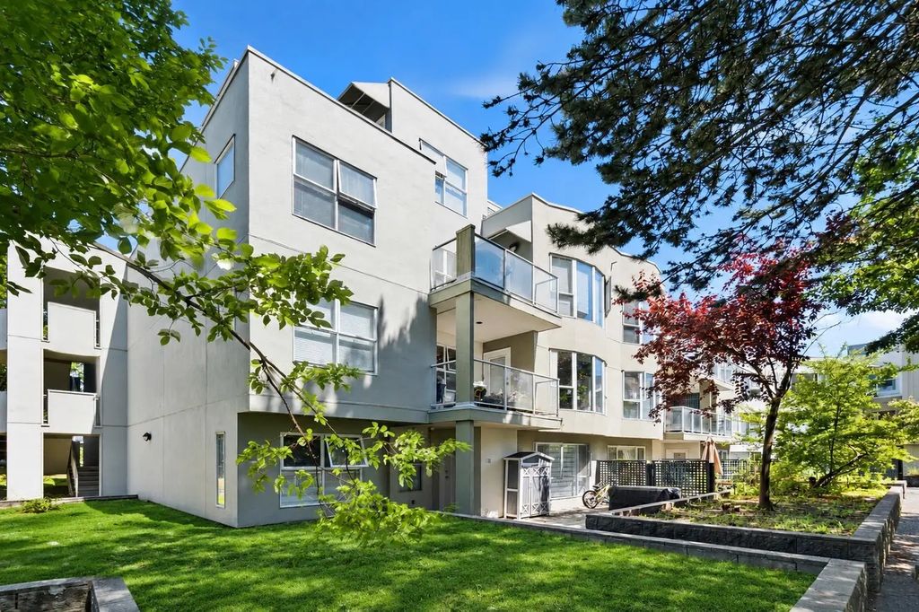 8620 Jones Road 107, Richmond