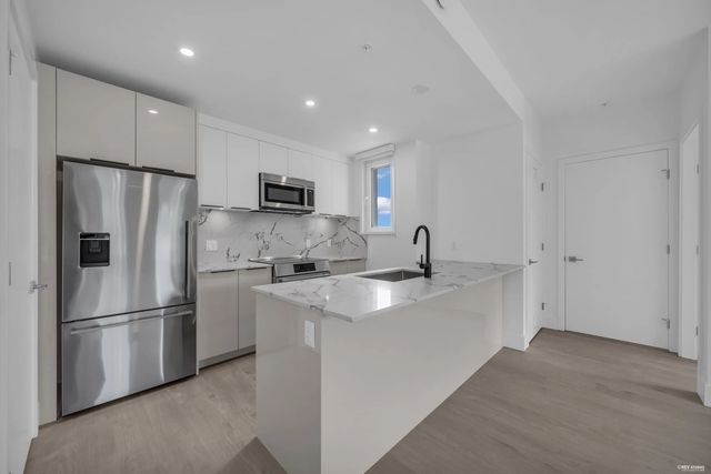 2250 E 1st Avenue 309, Vancouver