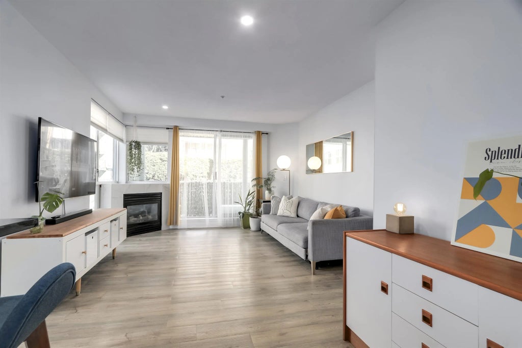 122 E 3rd Street 302, North Vancouver