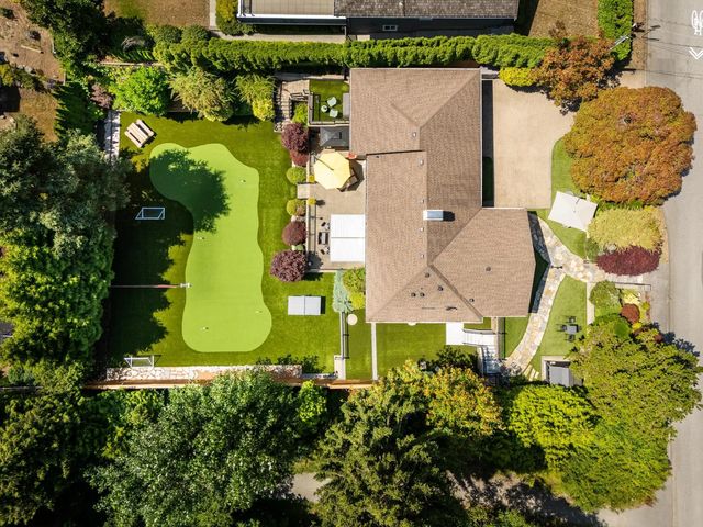 1924 Fulton Avenue, West Vancouver