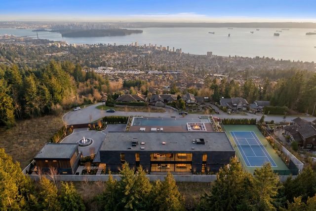 2345 Kadlec Court, West Vancouver