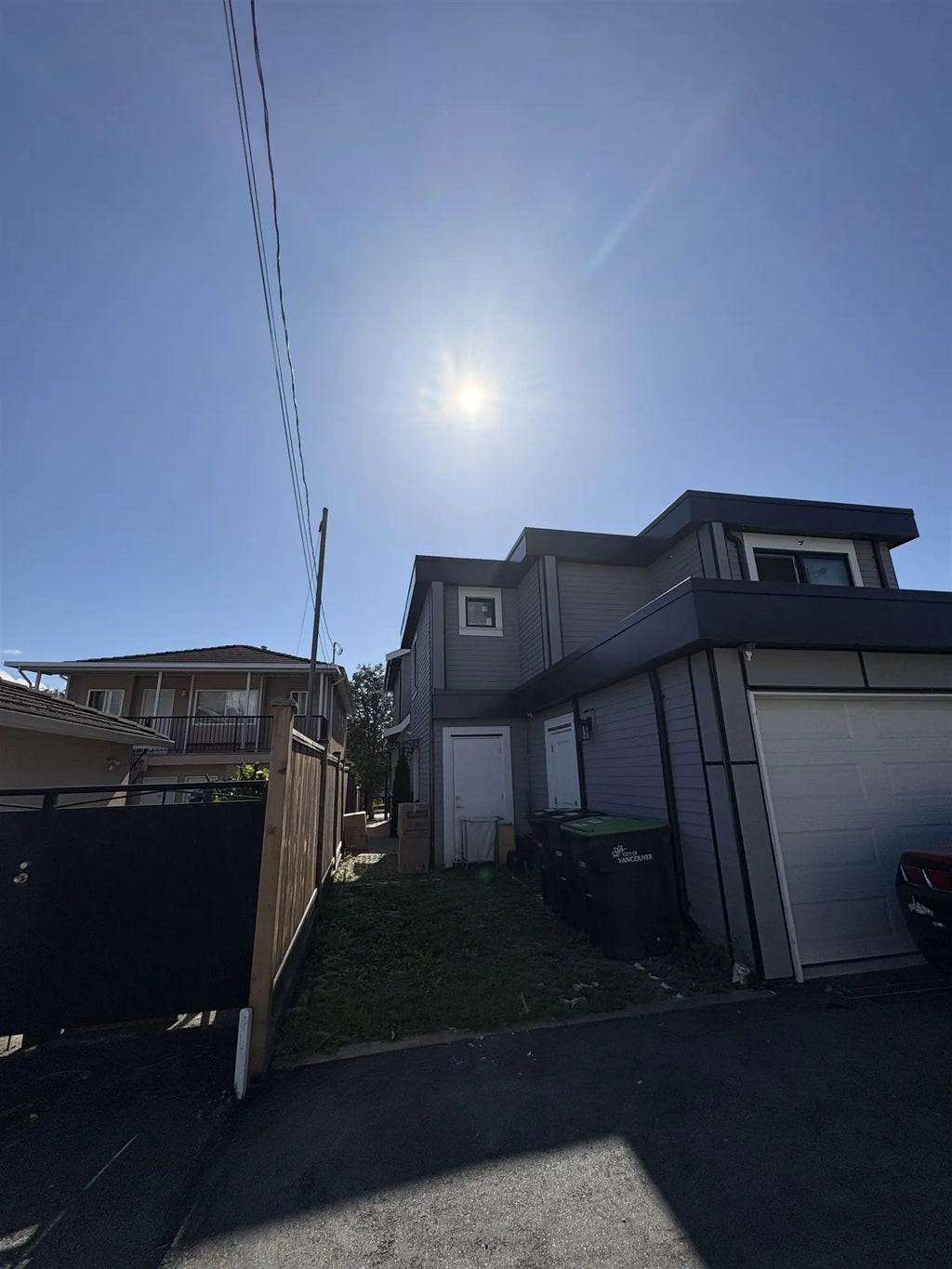 2885 E Georgia Street, Vancouver