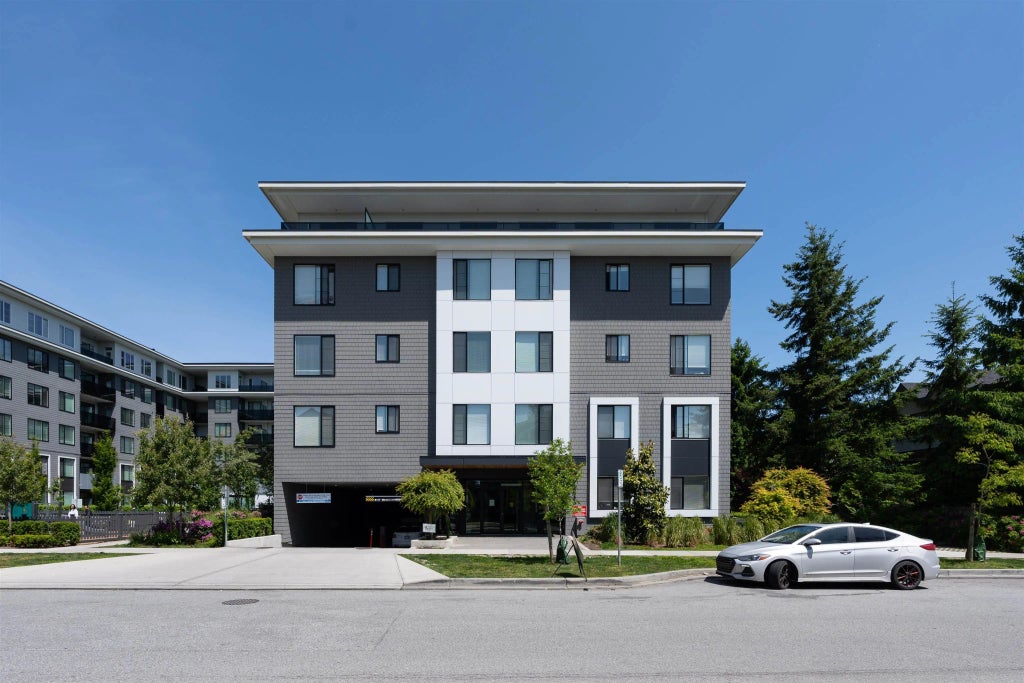 15835 85 Avenue 410, Surrey