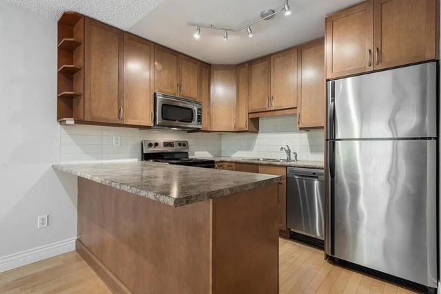 2920 Ash Street 401, Vancouver