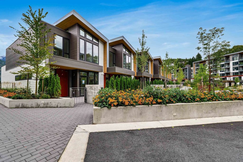 1502 Scott Crescent 204, Squamish