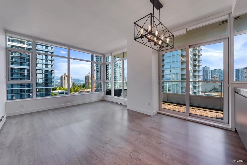 6080 Mckay Avenue 907, Burnaby