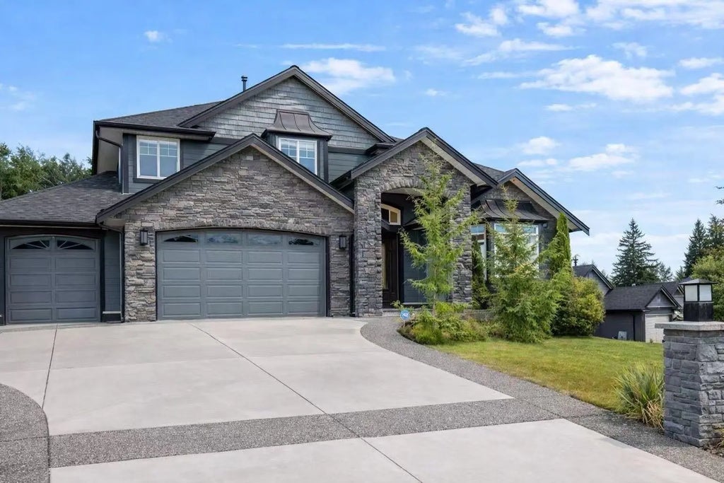 26500 124 Avenue, Maple Ridge