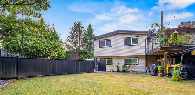 15797 92 Avenue, Surrey