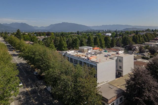 2250 Nanaimo Street 405, Vancouver
