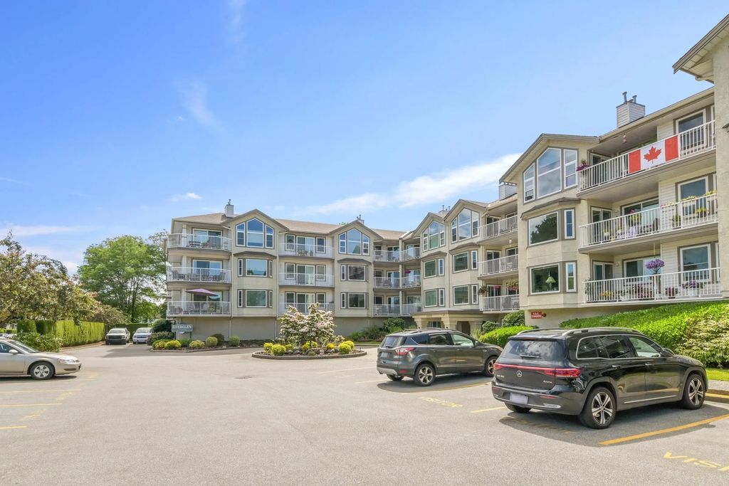 20600 53a Avenue 205, Langley