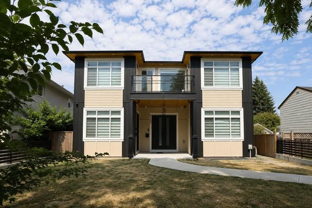 8563 11th Avenue, Burnaby