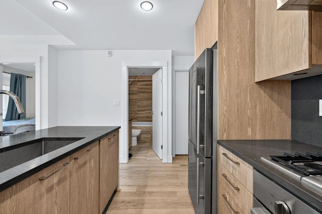 10780 No. 5 Road 208, Richmond