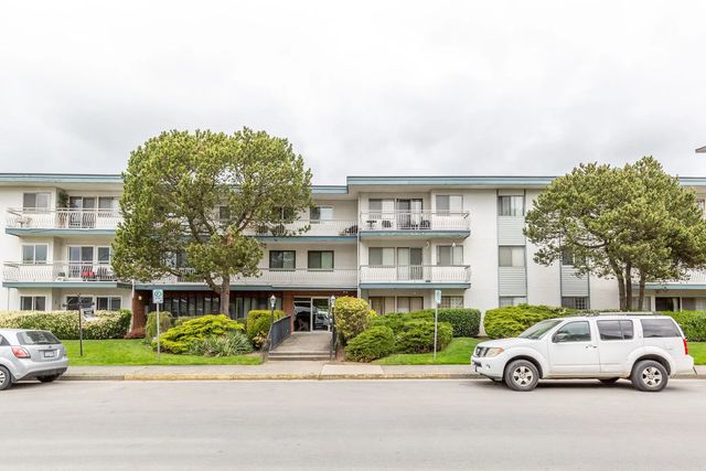 17707 57a Avenue 321, Surrey
