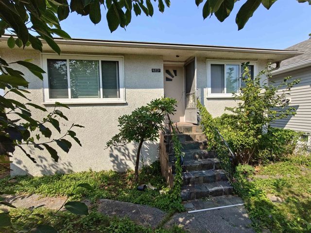 2503 E 27th Avenue, Vancouver