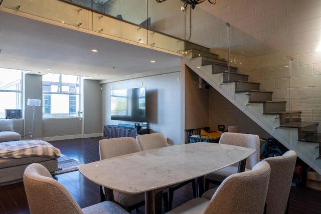 1220 E Pender Street 305, Vancouver