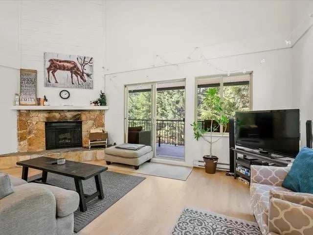 2201 Eva Lake Road 26, Whistler