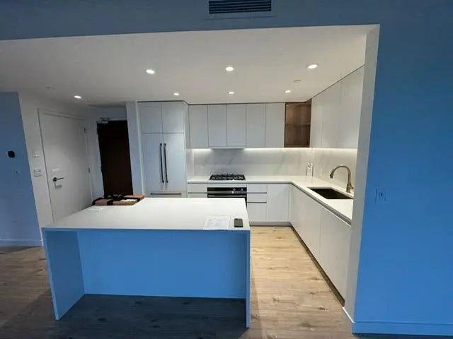 720 Farrow Street 4007, Coquitlam