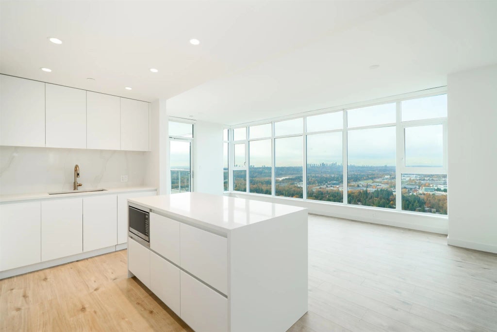 720 Farrow Street 4007, Coquitlam