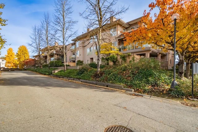 14993 101a Avenue 209, Surrey