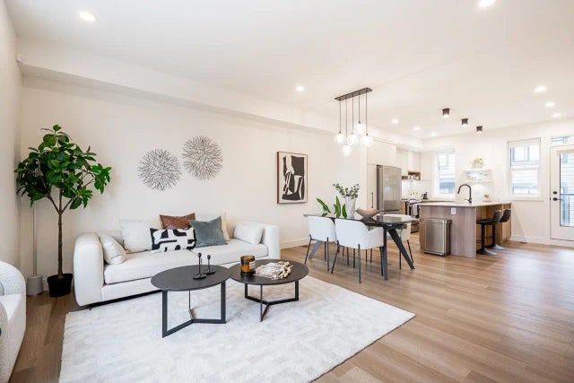 2350 165 Street 19, Surrey