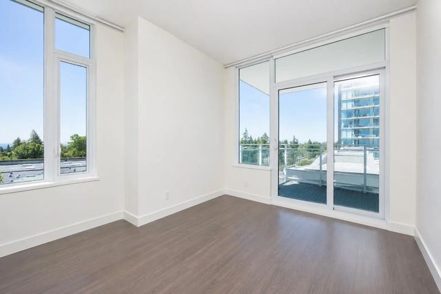 5051 Imperial Street 605, Burnaby