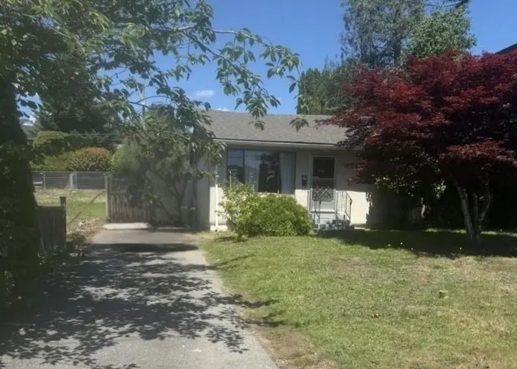446 E 16th Street, North Vancouver