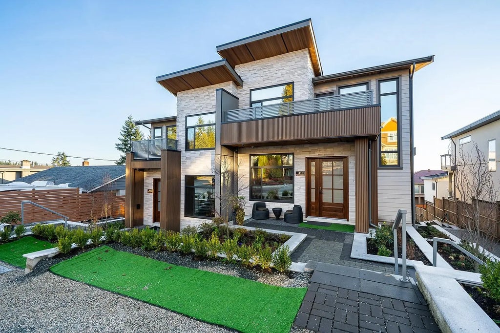 1204 Hammond Avenue 101, Coquitlam