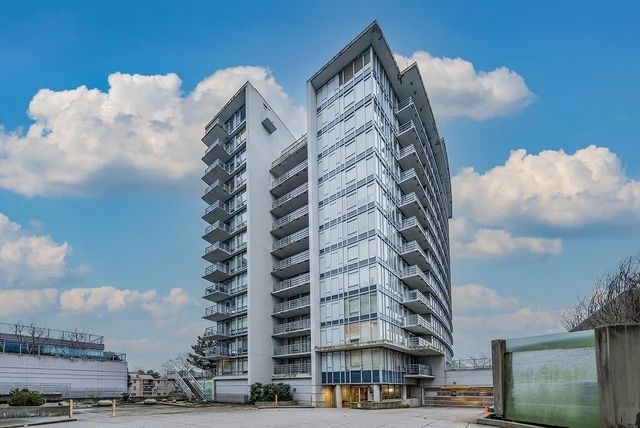 8288 Lansdowne Road 1302, Richmond