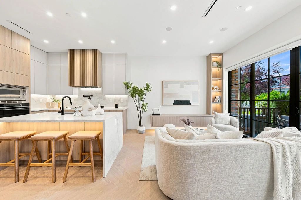648 E 23rd Avenue 2, Vancouver