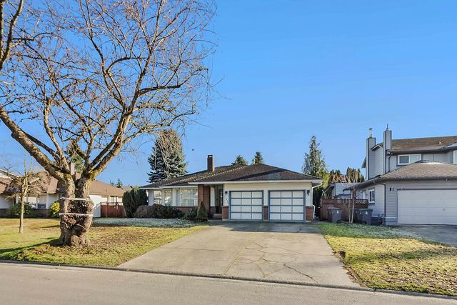 15436 94 Avenue, Surrey