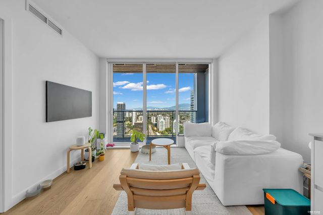 6000 Mckay Avenue 3906, Burnaby