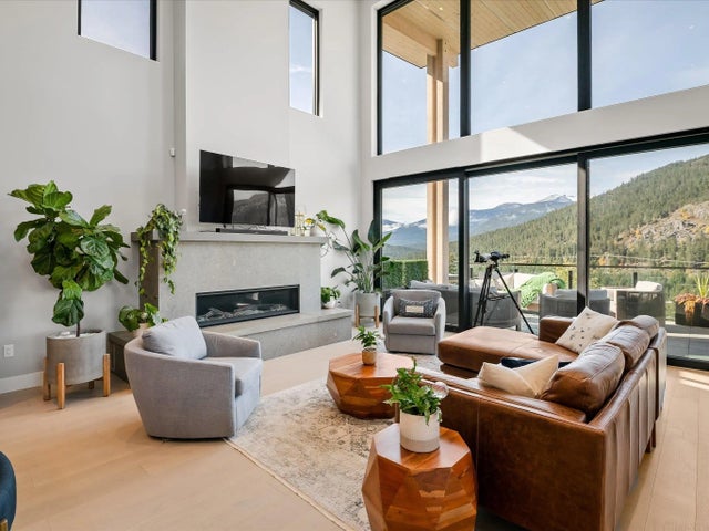 9292 Stellar's Way, Whistler