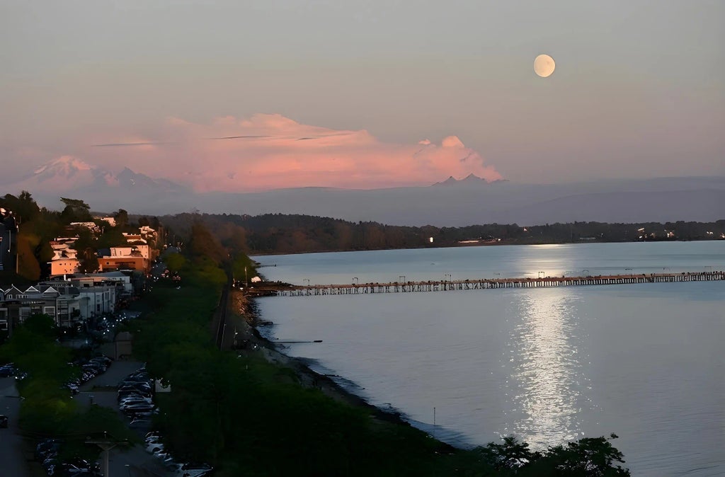 14501 Marine Drive, White Rock