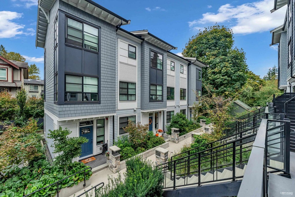 2045 Heritage Park Lane 128, North Vancouver