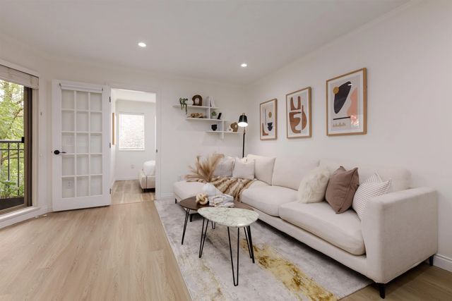 688 E 16th Avenue 305, Vancouver