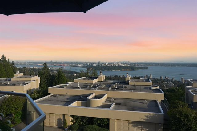 2343 Folkestone Way, West Vancouver