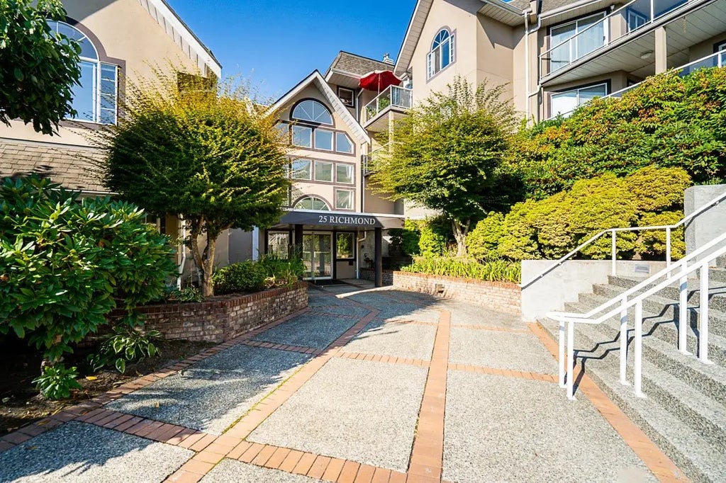 25 Richmond Street 201, New Westminster