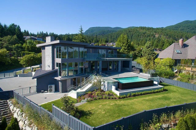 4265 Rockbank Place, West Vancouver