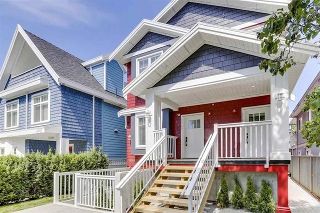 2743 Duke Street, Vancouver