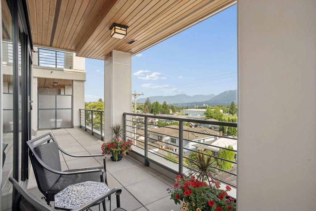 4721 Hastings Street 301, Burnaby