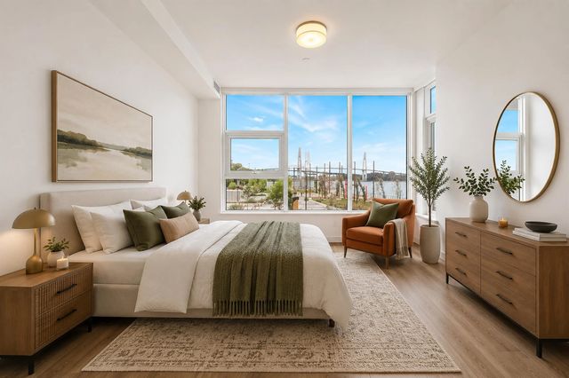 660 Quayside Drive 102, New Westminster