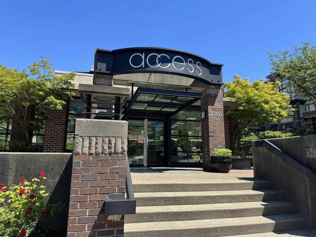 10838 City Parkway 328, Surrey