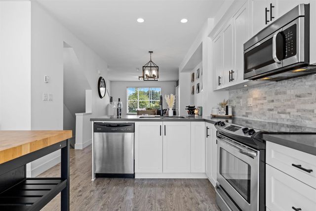 16228 16 Avenue 36, Surrey