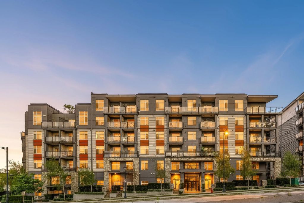11077 Ravine Road 608, Surrey