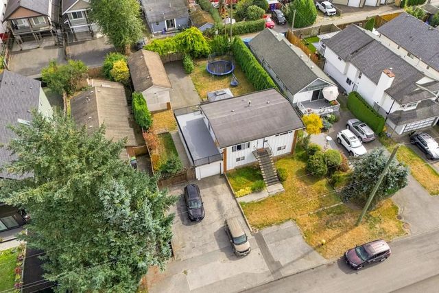 817 Greene Street, Coquitlam