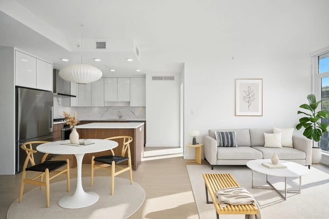 699 Whiting Way 1601, Coquitlam