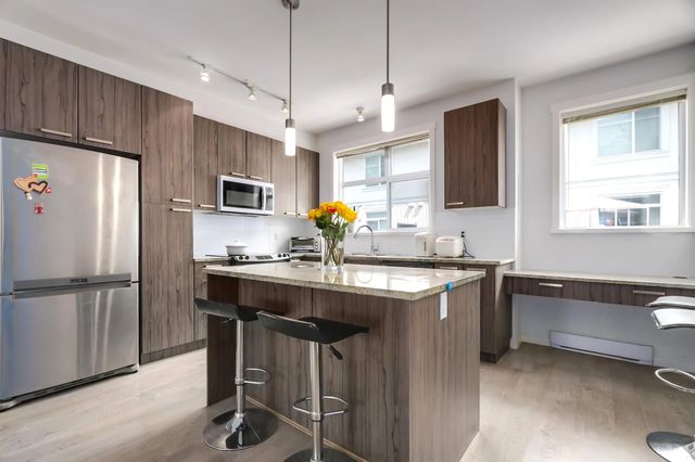 8355 164 Street 59, Surrey