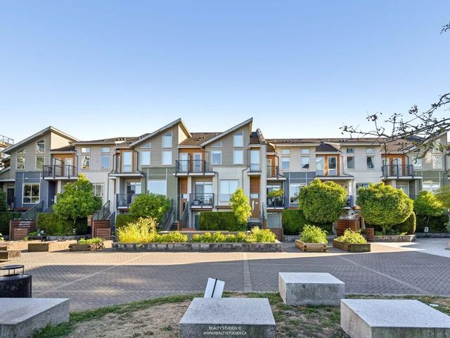 10133 River Drive 24, Richmond